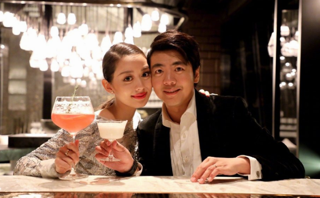 小吉娜|郎朗晒夫妻贴脸合照为老婆庆生，甜喊：我的小吉娜生日快乐