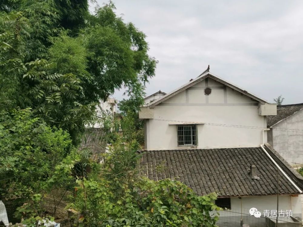 青瓦,粉墙,坡屋顶…川北民居守望美丽乡愁_腾讯新闻