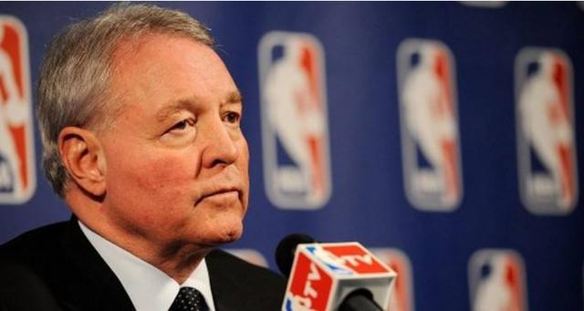 no.4马刺老板皮特-霍尔特