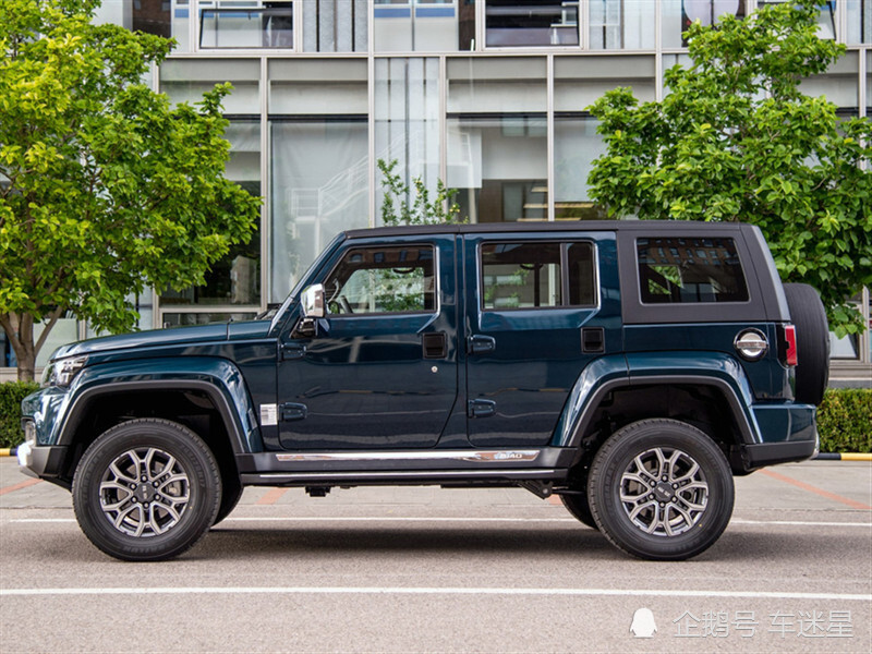 油门|公认的3款“油老虎”汽车，喝油似喝水，一踩油门就心疼钱包！