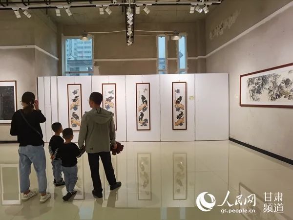 通渭县|甘肃通渭：书画之乡迎盛会 文化赶集翰墨飘香