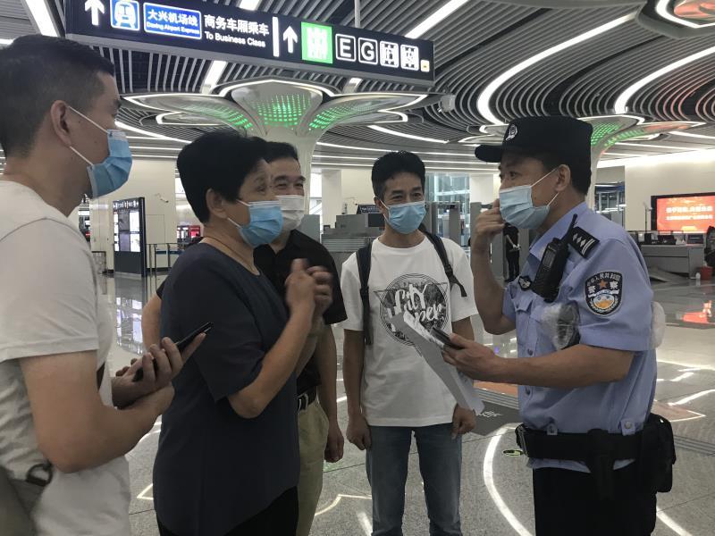 朱连强|完璧归赵 失主掏出现金致谢被民警婉拒