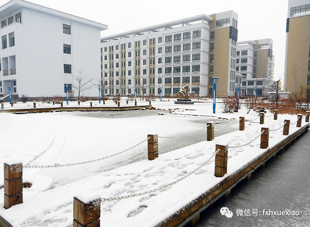 辽宁最美高中校园丹东市第二中学