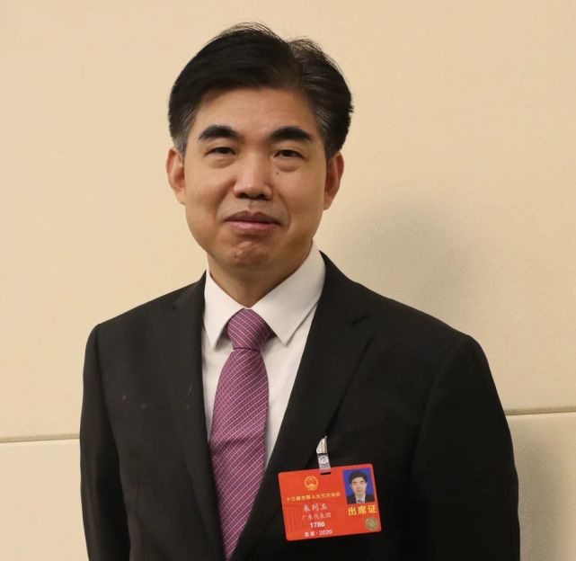 朱列玉代表对民间声音的积极回应