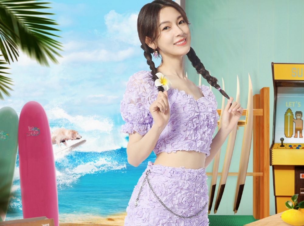 陈瑶做客《夏日冲浪店》,镜头扫过她的腰,我才知道啥是"腰精"