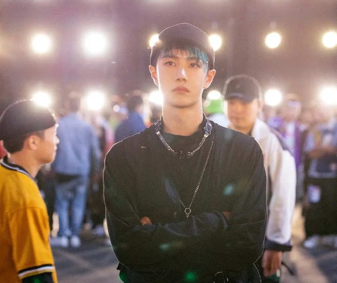 王一博|王一博近年资源配置绝佳：男主类型不重复，综艺表现也很圈粉