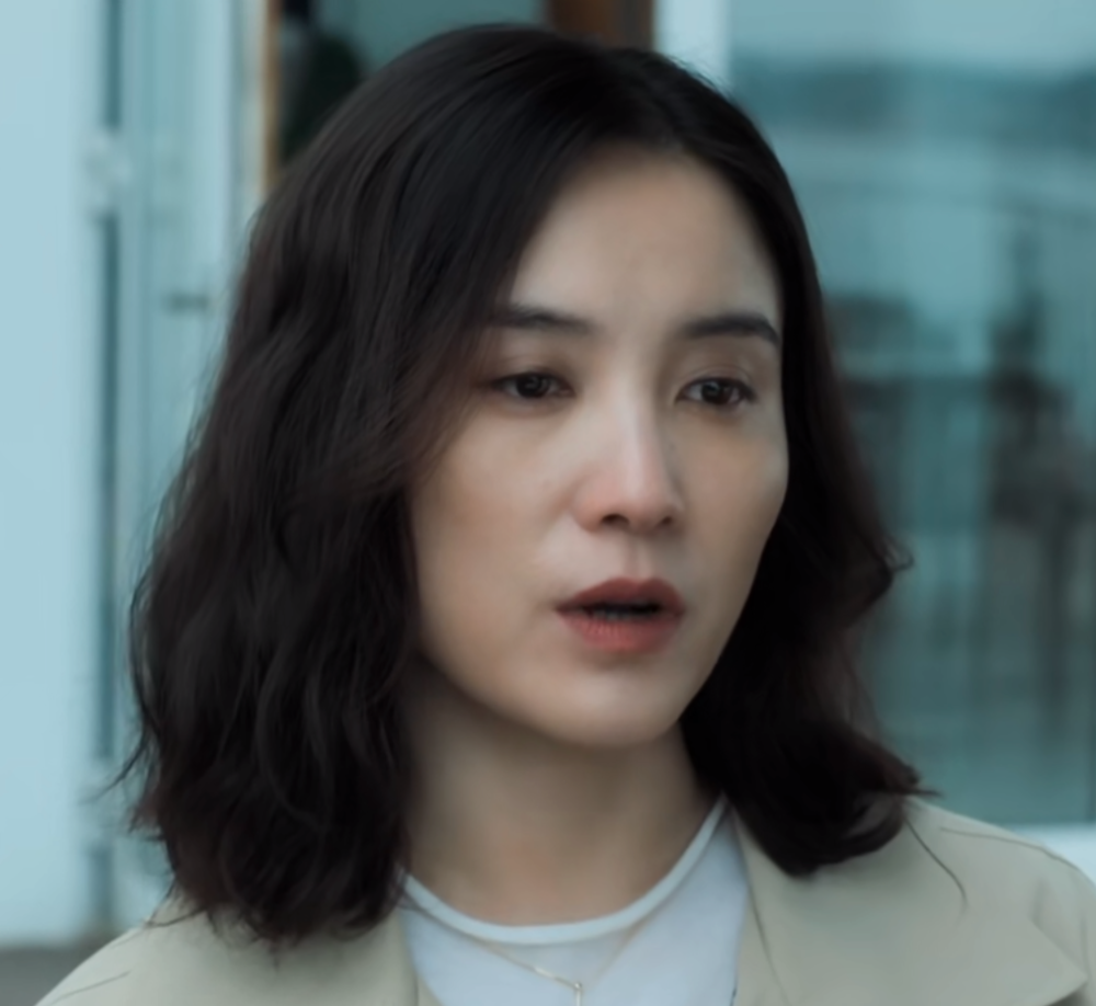 恐怖片|宋佳上演婚姻坟墓，反转层出不穷，婚恋拍出“恐怖片”悬疑质感！
