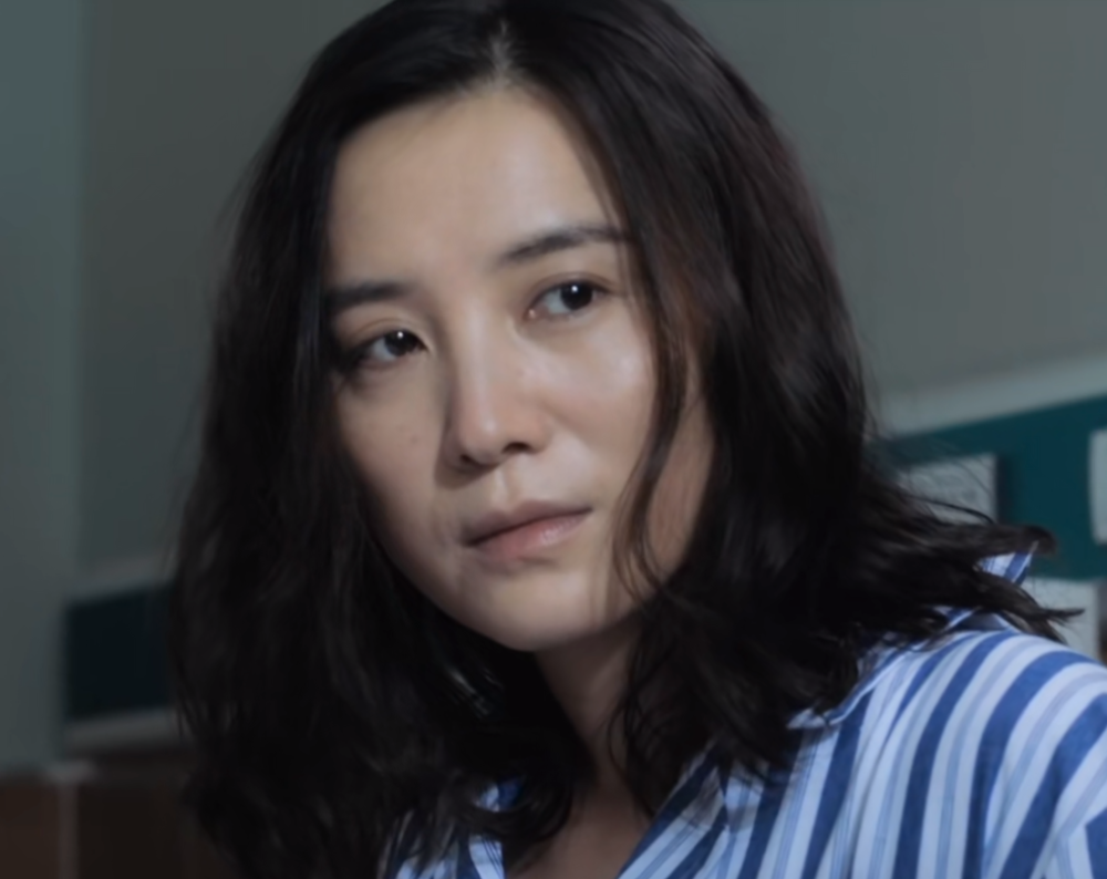 恐怖片|宋佳上演婚姻坟墓，反转层出不穷，婚恋拍出“恐怖片”悬疑质感！