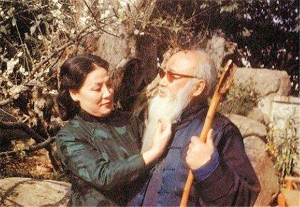张大千|将8个子女留给妻子抚养，自己跟女儿同学远走高飞，晚年结局如何
