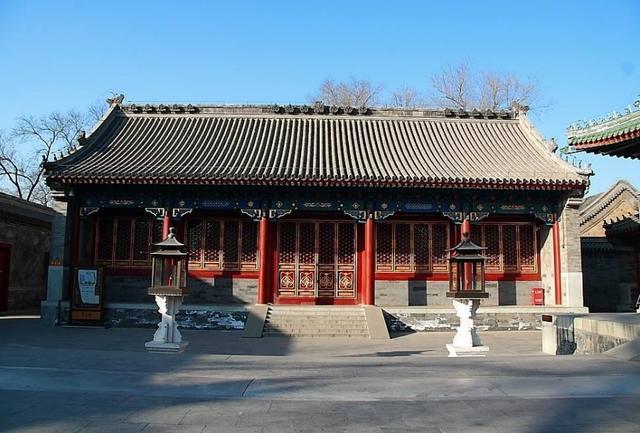 北京故宫|北京一奢华5A景区，一根柱子27亿，门票却不贵，故宫甘拜下风