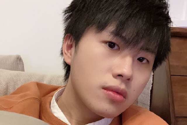 不是明星,没有大投资,b站头部up主组建男团搞起了综艺