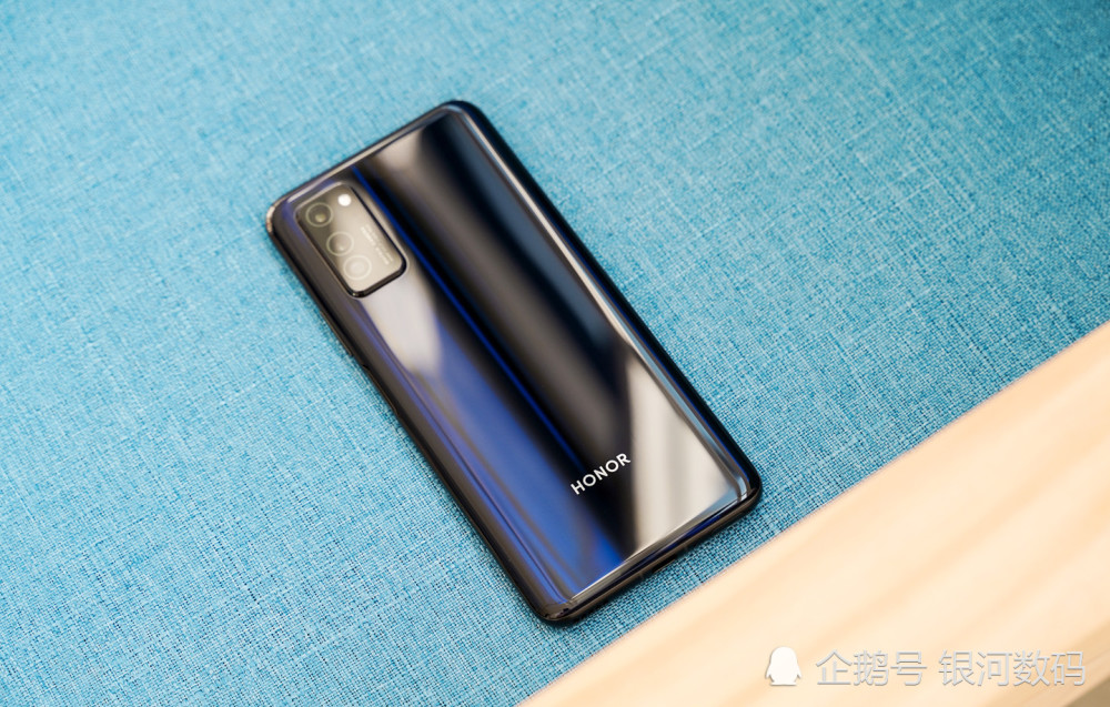 荣耀30和荣耀v30哪个好怎么选择换个角度看本质这下全明白了