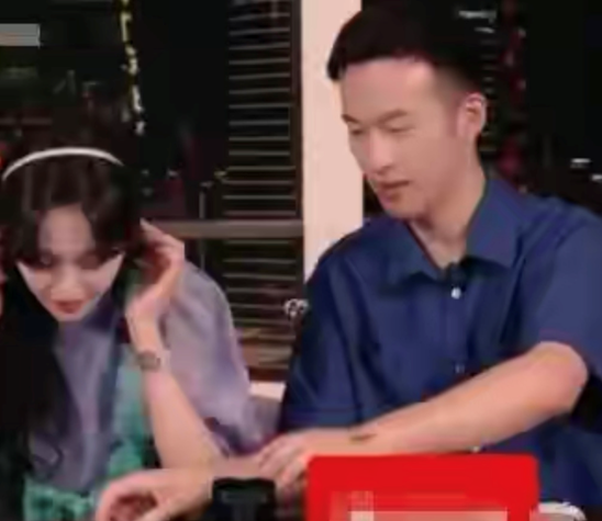 子劲|被郑爽赶走的男主播，本是知名主持人，被赶走后还要装作不介意