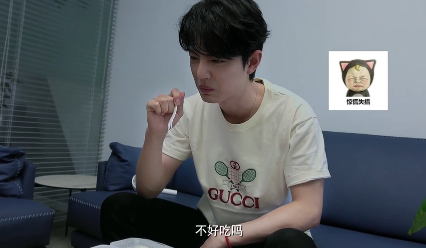 肖战|肖战连遭质疑，在北京待了多年，不认识北京经典小吃？