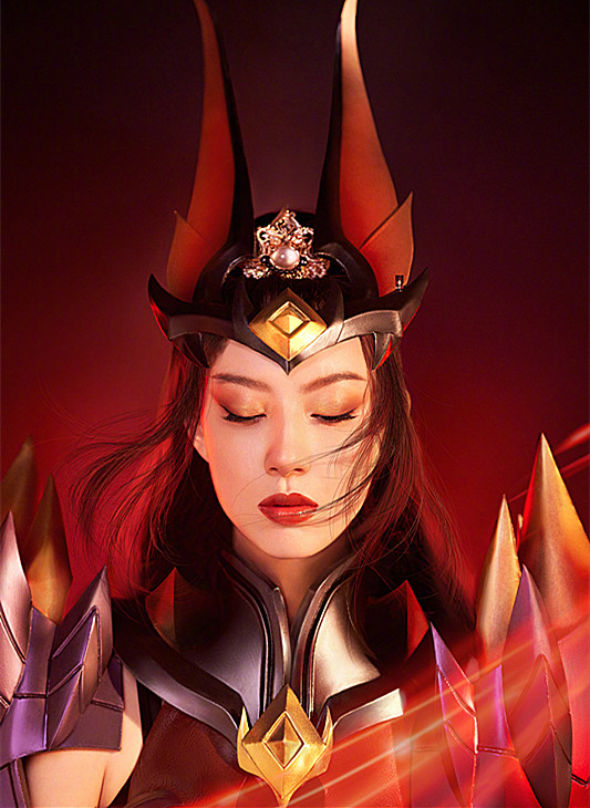 乘风破浪的姐姐新cos!王霏霏露娜红鞋耀眼,李斯丹妮的花木兰a4腰绝了