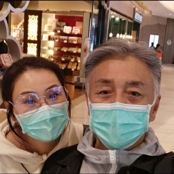吴岱融|物业全写老婆名下！“花无缺”吴岱融和妻儿开心庆祝61岁生日