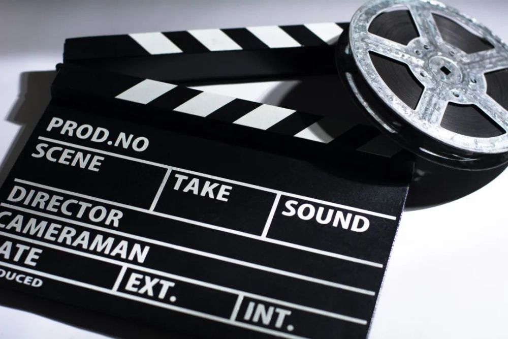 华谊兄弟|3天总票房破7亿！大火的《八佰》，能救巨亏50亿的华谊兄弟？