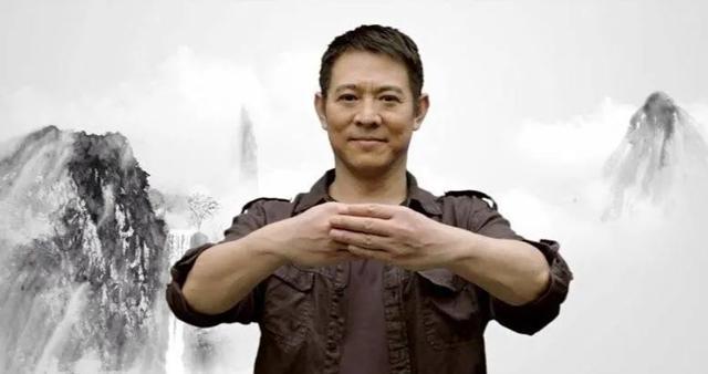 李连杰|为利智还巨额债务，养5个家庭近40年，李连杰幸福背后的辛酸