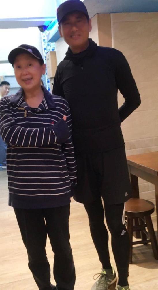 朱咪咪|TVB金牌绿叶朱咪咪，被演戏耽误的好歌手，老公是马德钟堂兄