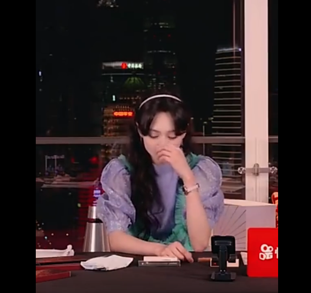 郑爽|郑爽：疯够了，脸疼吗？