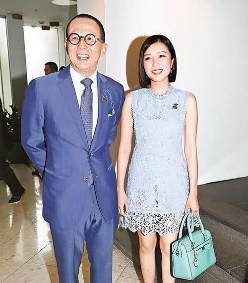 郭嘉文|郭嘉文放弃港姐光环坠入爱河，成为李泽楷心中的爱人，祝福你们