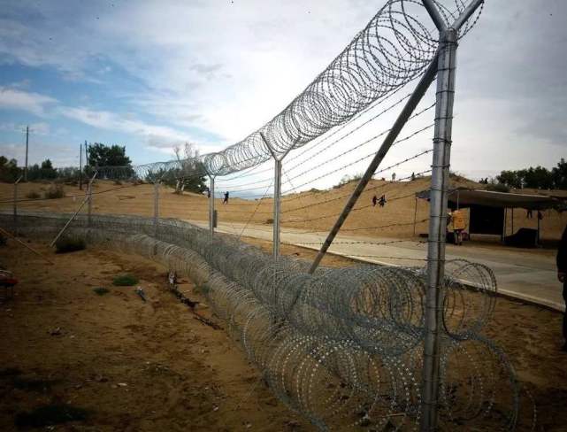 武警在追捕犯人时 对方突然逃出国境线 还能继续开枪吗 武警 国境线 边境线 缅甸 军事