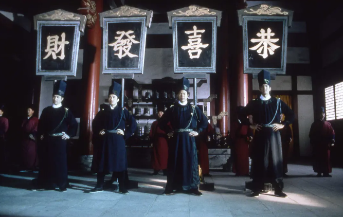 周星驰|两大女神争艳，删减后才上映，周星驰这部经典喜剧，足以载入影史