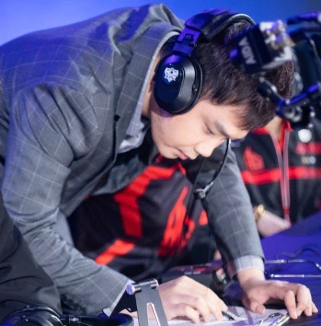 重新执教ag后月光再立冠军flag你成长了吗