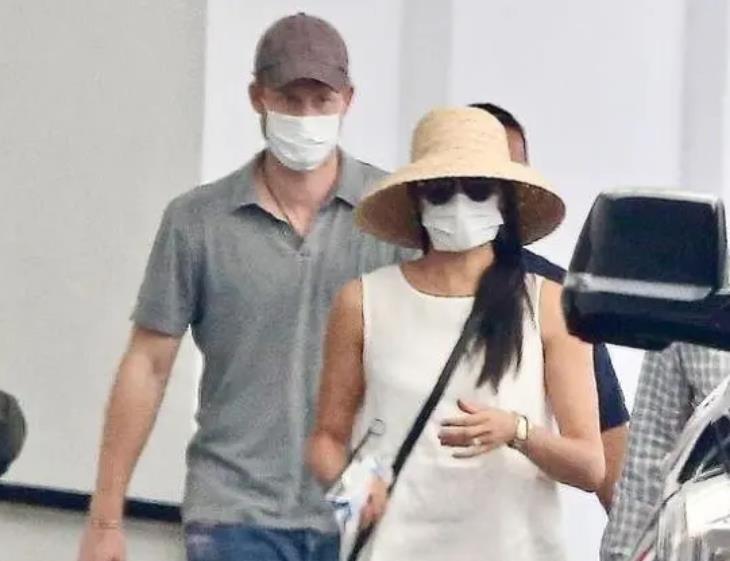 梅根|39岁梅根还不知足！现如今住别墅开豪车，依旧哭诉生活好艰辛