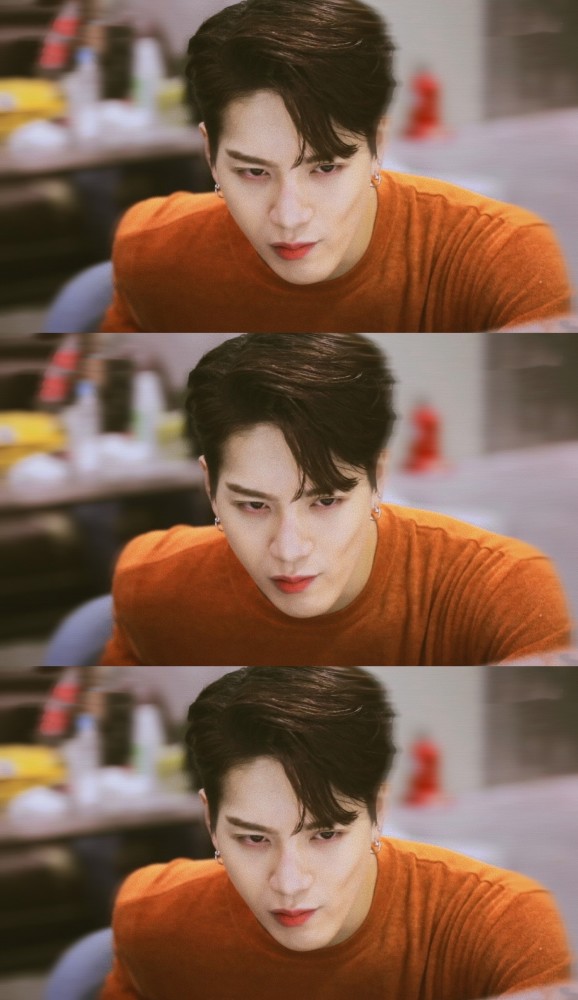 王嘉尔壁纸/是多少女生的理想型啊!_腾讯新闻