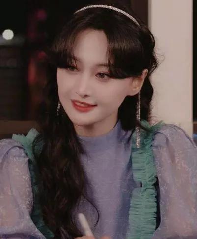 郑爽|唐嫣造型团队大换血？王一博和秦昊争番？刘诗诗和郑爽被挑拨了吗