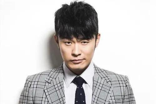 郑爽|唐嫣造型团队大换血？王一博和秦昊争番？刘诗诗和郑爽被挑拨了吗