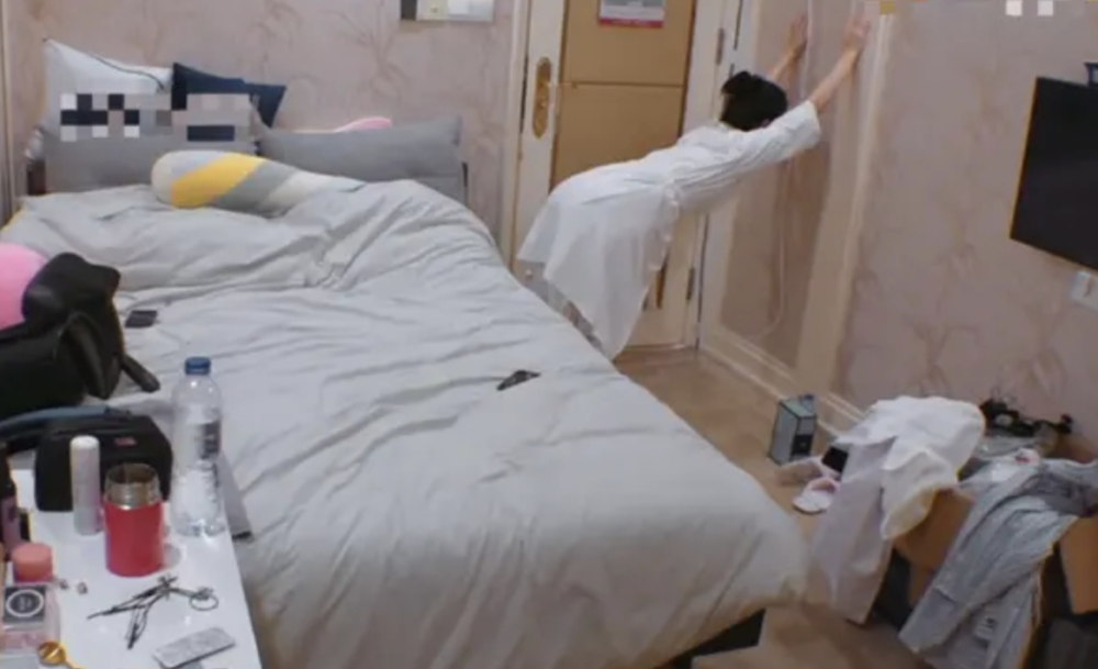 赵丽颖|下期《快乐大本营》有赵丽颖，造型甜美似少女，表演内容是亮点