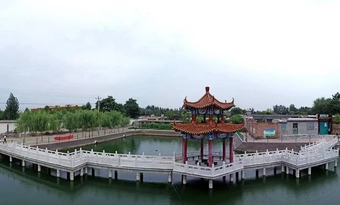 辛集市新城镇北街村旧貌换新颜