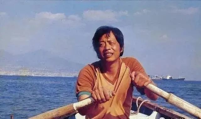 王小波|写了29年黄色小说的王小波撞墙身亡，葬礼无同行肯送