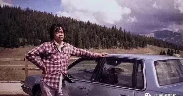 王小波|写了29年黄色小说的王小波撞墙身亡，葬礼无同行肯送