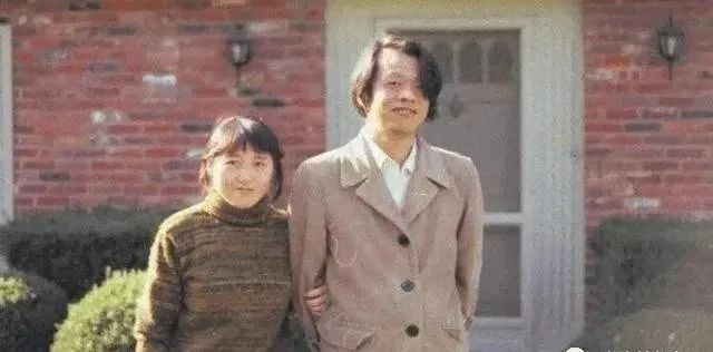 王小波|写了29年黄色小说的王小波撞墙身亡，葬礼无同行肯送