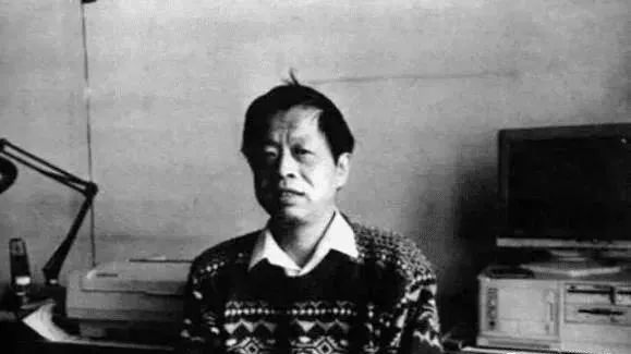 王小波|写了29年黄色小说的王小波撞墙身亡，葬礼无同行肯送