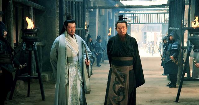 隆中对暗藏阴谋刘备与诸葛亮唱双簧耍的历史学家团团转