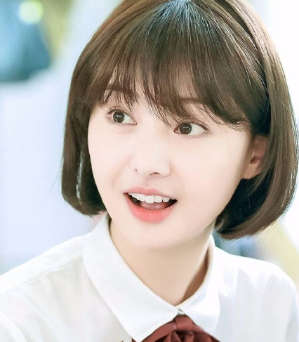 郑爽|郑爽压根不值1600万，离谱谣言为什么有人信？