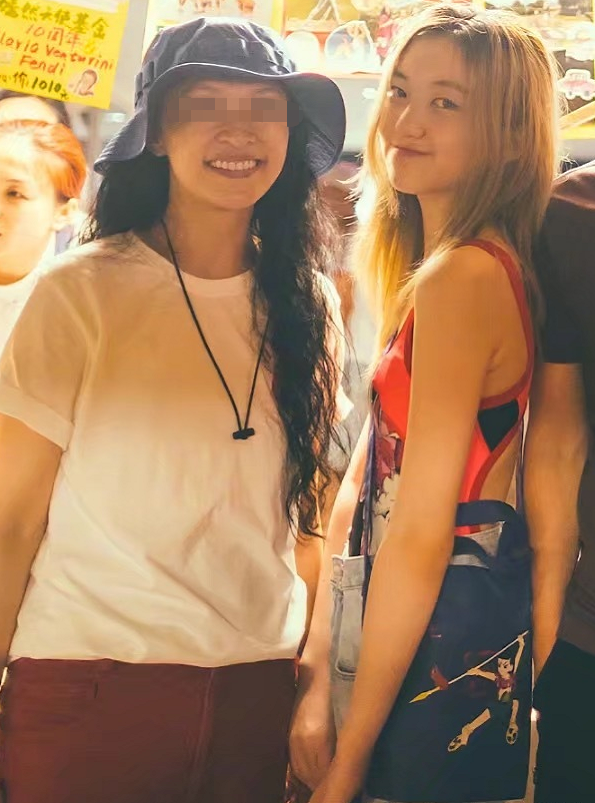 李嫣|有种“叛逆期”叫李嫣，14岁染黄发穿露脐衫，王菲没空管她吗？