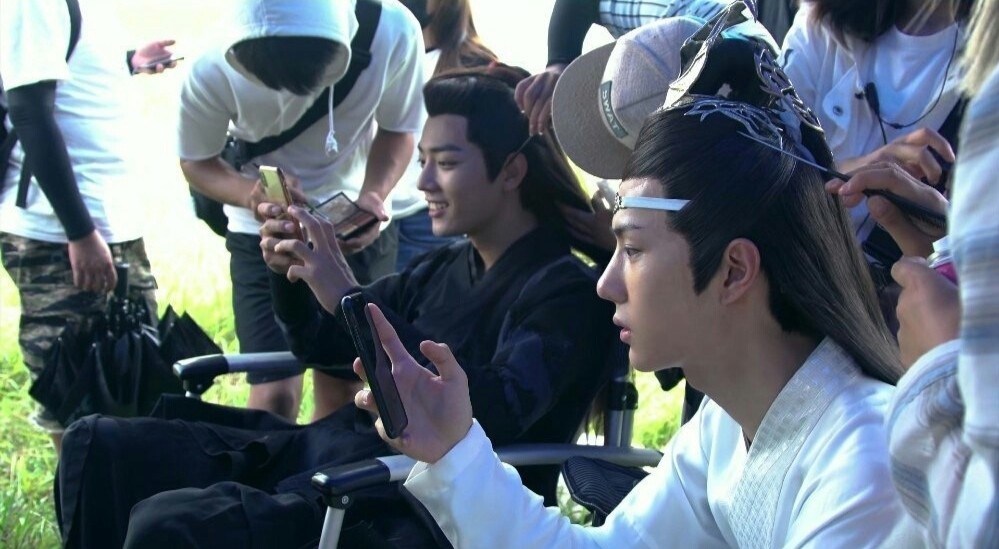 陈情令杀青两周年王一博罕见发长文谈不舍肖战这句话应验了