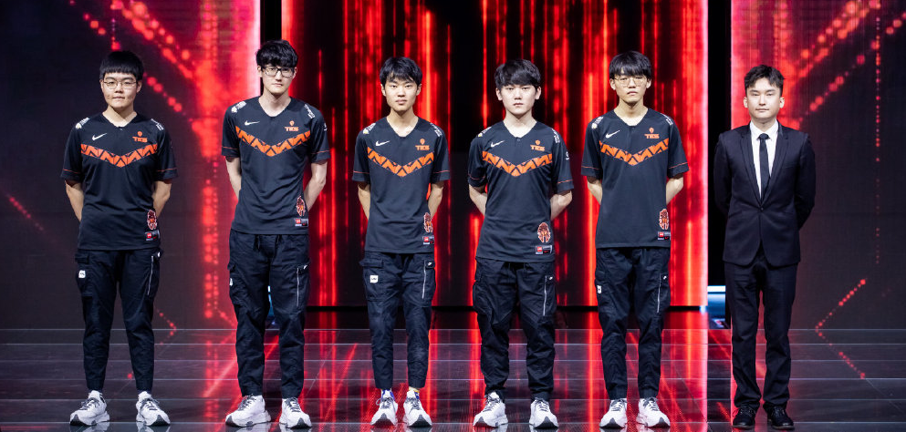 TES全员状态在线，最终3-0轻松拿下比赛，晋级总决赛