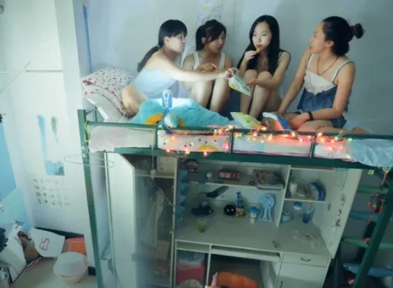 为什么女生宿舍里都抢着睡上铺学姐说出3理由过于真实