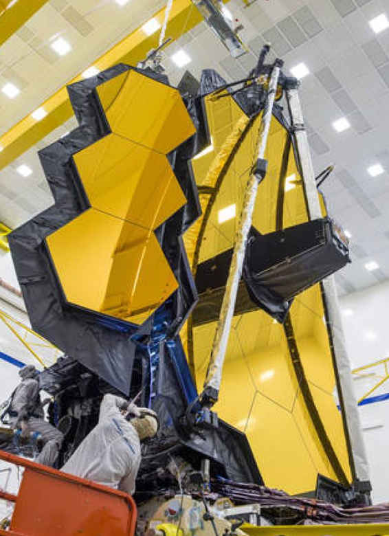 詹姆斯·韦伯空间望远镜|NASA首次部署詹姆斯·韦伯空间望远镜镜面