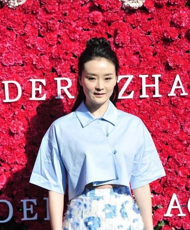 唐嫣|闺话丨嫁给罗晋后，唐嫣愈发貌美：女人过得好不好，看脸就知道