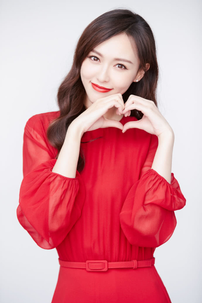 唐嫣|闺话丨嫁给罗晋后，唐嫣愈发貌美：女人过得好不好，看脸就知道