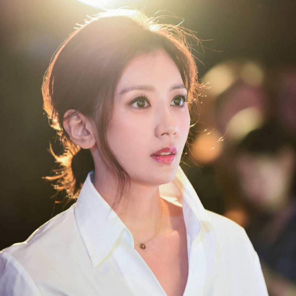 唐嫣|闺话丨嫁给罗晋后，唐嫣愈发貌美：女人过得好不好，看脸就知道