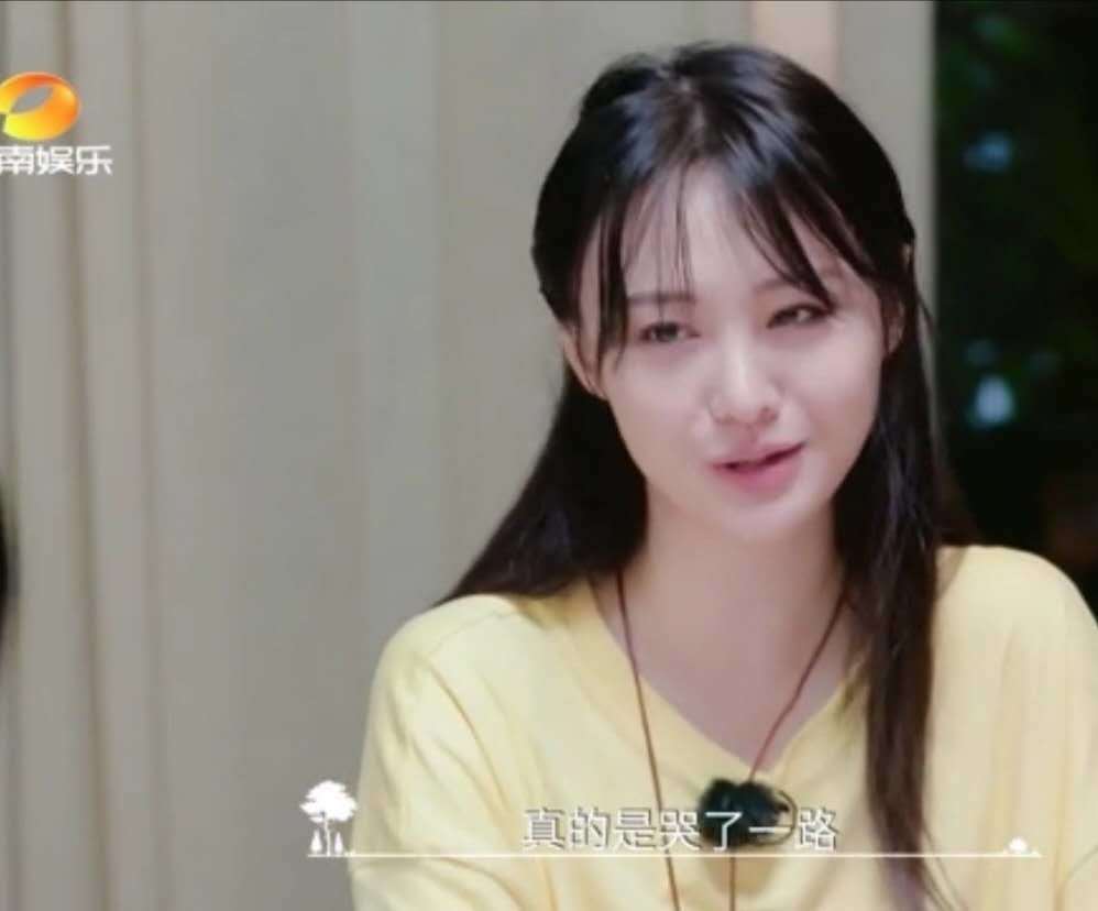 郑爽|郑爽回应直播争议后又删博，这是什么操作？