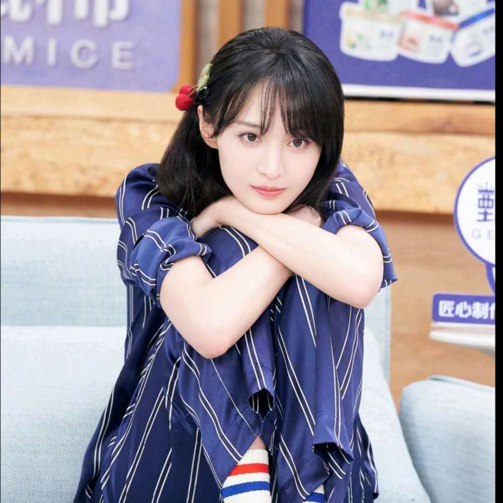 郑爽|郑爽回应直播争议后又删博，这是什么操作？